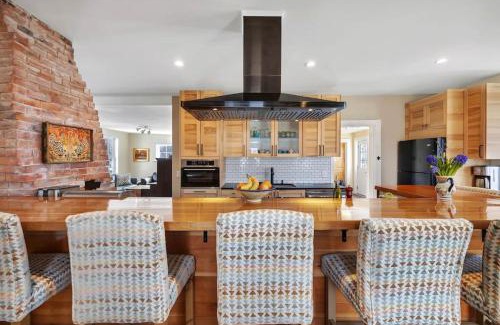 Lamoine House | Sugar Maple Farm near Acadia - 5 Bedrooms, 5 Beds with FirePit and Large Deck