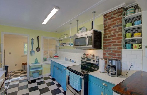 Brevard House | Sugar Shack Downtown Brevard Pets OK, Fire Pit, Fenced Yard, Bike Storage, Free Biltmore Pass