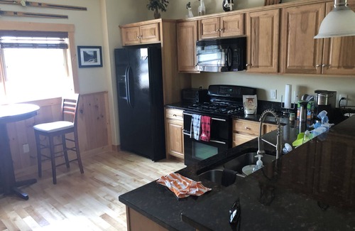 Carrabassett Valley Condo | Sugarloaf on mountain sleeps 10-12 3 bedrooms. short walk to snubber lift