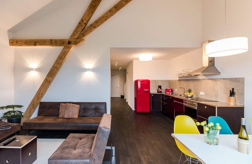 Waging am See Apartment | Suite 1, bis 8 Personen, Balkon, Maisonette, 105m²