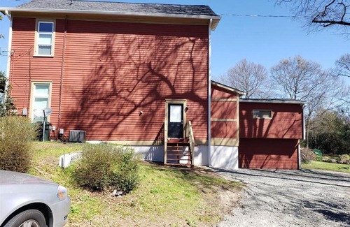 Macon Villa | Suite 2 - Private Suite Historical Home