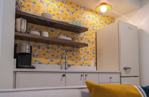 Saugatuck Apartment | Suite #4, The Rose @ Porches On Mason - Prime downtown location.