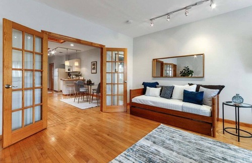 Lake Geneva Apartment | Suite 725 on Main |Recently Face-Lifted |Walkable Dwntwn Condo |Parking |Dining |Nightlife |Shopping