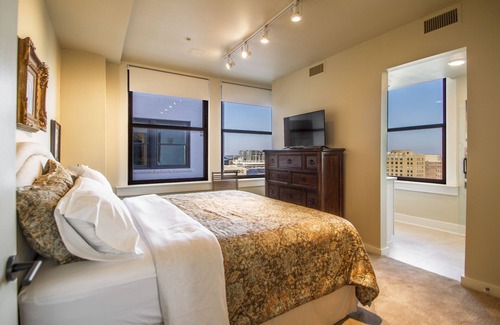 Downtown Little Rock Apartment | Suite 9G RESIDENCES 221
