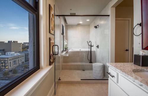 Downtown Little Rock Apartment | Suite 9G RESIDENCES 221