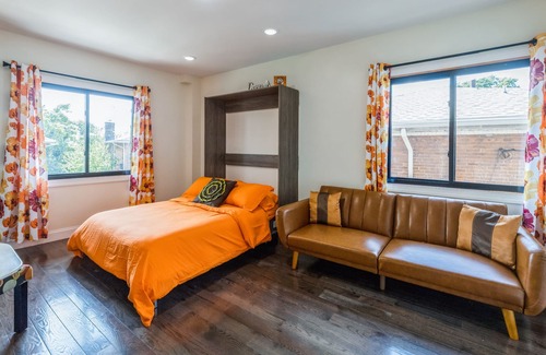 Greenville House | Suite at the Spahaus