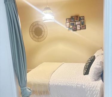 Aubenas Apartment | Suite Aubenas centre - château
