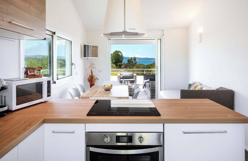 Pittulongu Apartment | Suite Beach Apartment sea view with terrace