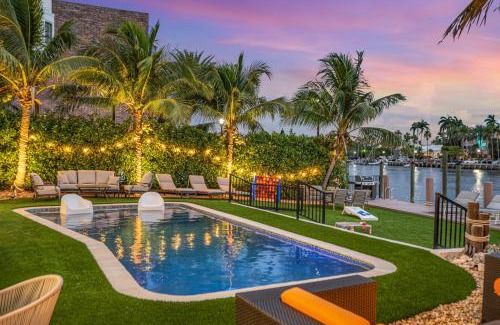 Barrier Island Apartment | Suite by Beach Waterfront Lago Key One