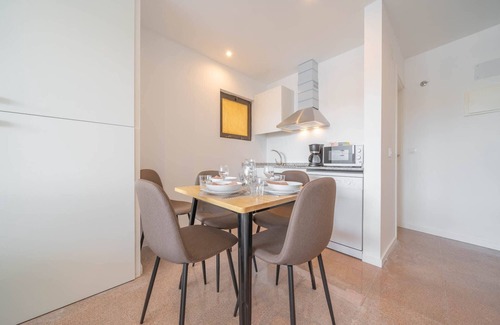 Malgrat de Mar Apartment | Suite Catalan Lux Apt, centrally located, close to the sea & Aircon