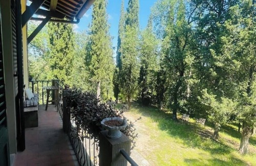 Impruneta House | Suite con Bagno in Camera e Terrazzo PV Cimaruta