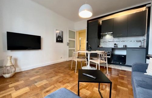 Villette Gare Apartment | Suite Corneille