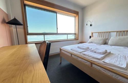 Casco Vello Apartment | Suite de Lujo Vistas al Mar Vigo