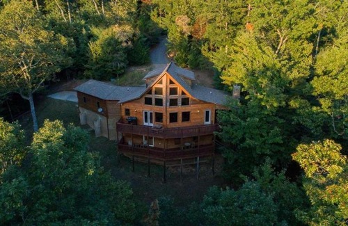 Morganton House | Suite Dreams