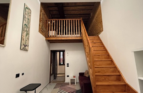San Lorenzo Apartment | Suite Home Relax: Shelter/Privacy/Quite/TourGuide