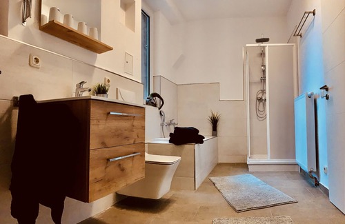 Erfurt Old Town Apartment | Suite Hundertwasser