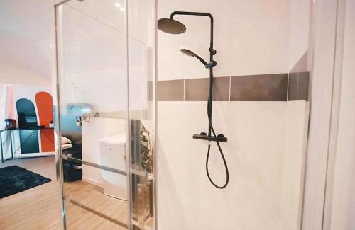 Croix Apartment | Suite Intimity-Olympe Suites & Spa Lille, Croix, Roubaix