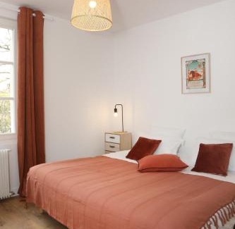 Gouvieux Apartment | Suite Jockey Stable by La Boîte En Plus