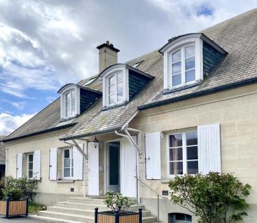 Gouvieux Apartment | Suite Jockey Stable by La Boîte En Plus