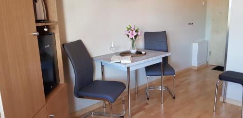 Liepgarten Apartment | Suite Kleine Auszeit
