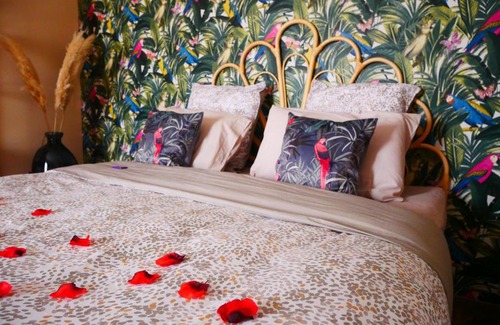Grans Bed & Breakfast | Suite l'écho des pierres