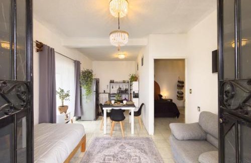 Jalatlaco Apartment | Suite Matria en Jalatlaco con cocina y parking de 1 a 7 huespedes