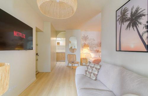 Republique - Tolstoi Apartment | Suite romantique et charmante parking
