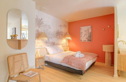 Republique - Tolstoi Apartment | Suite romantique et charmante parking