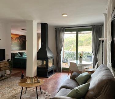 Benamahoma Villa | Suite Rural Oasis