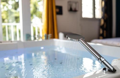 Chalifert House | Suite SPAradise - SPA Privé - 6min Disneyland PARIS