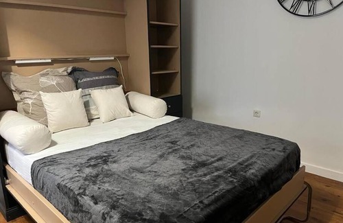 Villette Gare Apartment | suite totem