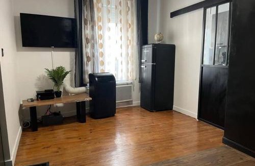 Villette Gare Apartment | suite totem