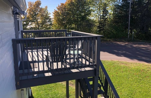 La Pointe Apartment | Suite Two at La Pointe Lodging