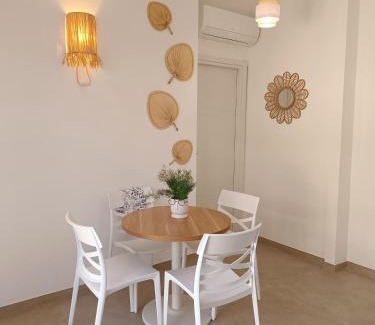 Viserbella Bed & Breakfast | SUITEHOME Comfort Apartment near the Beach