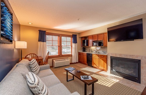 Thayerville Apartment | Suites at Silver Tree: A210 Studio Standard View
