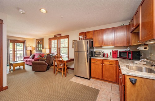 Thayerville Apartment | Suites at Silver Tree: A218 One Bedroom Standard View
