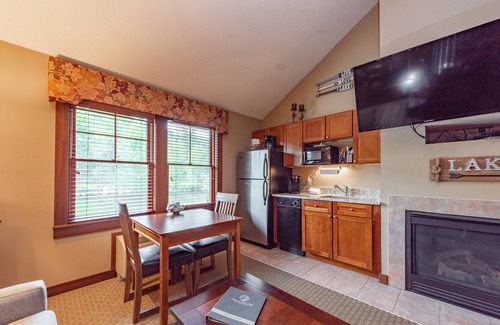Thayerville Apartment | Suites at Silver Tree A314: Studio and Loft Suite with Free WIFI and Fireplace!