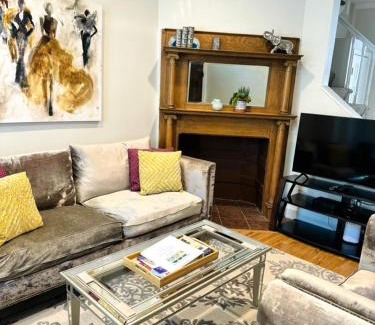 Bloomingdale House | Suites at V Street
