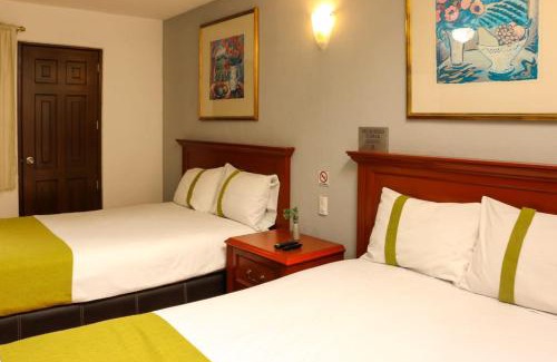 Leon House | Suites Bajío