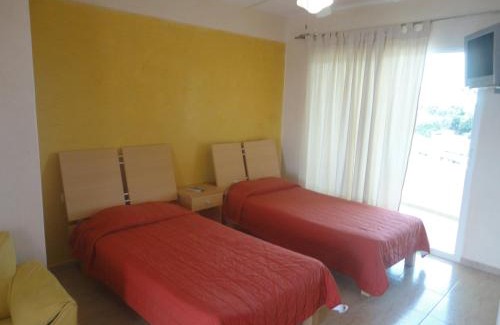 Alfredo V. Bonfil Apartment | Suites Moon River