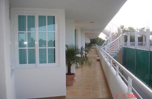 Alfredo V. Bonfil Apartment | Suites Moon River