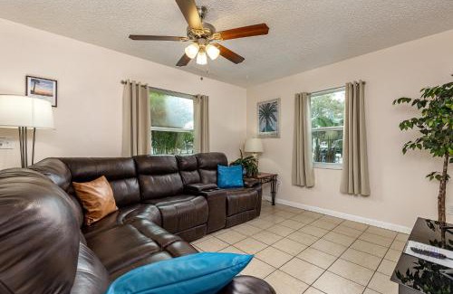 Tarpon Springs Apartment | Suites of Tarpon Springs!