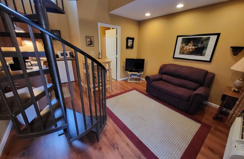 Hershey Apartment | Suites On Chocolate - The Theater