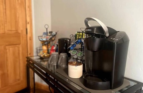 Downtown Anchorage Apartment | 'Suitest' Spot Downtown.
