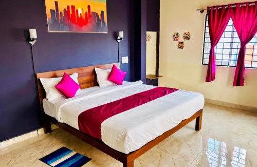 Ramamurthy Nagar Hotel | Sujatha Hotels Nearby koshish hospital and Lotus Convention Hal Tc palya Main Road Ramurthynagar Banglore