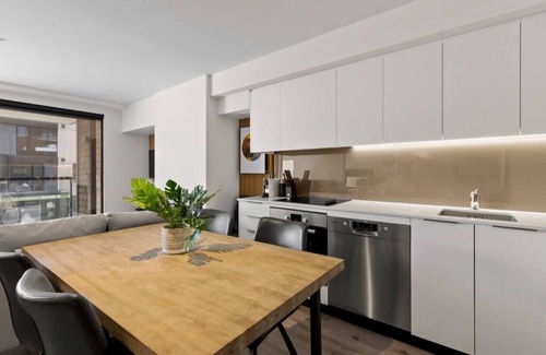 Arthur's Point Apartment | Suki Apartment at the base of Coronet Peak