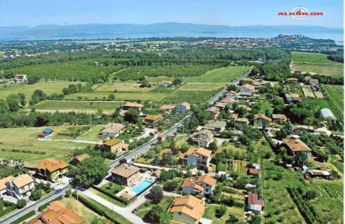 Vitellino House | Sul lago Appartamenti Casa Del Lago con Piscina Acqua Salata
