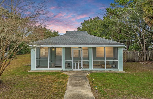 Sullivan's Island House | Sullivans Retreat Amazing Views on Conch Creek, Pet Friendly 30 Night Min.