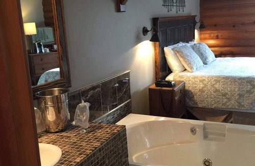 Sumas Hotel | Sumas Mountain Lodge