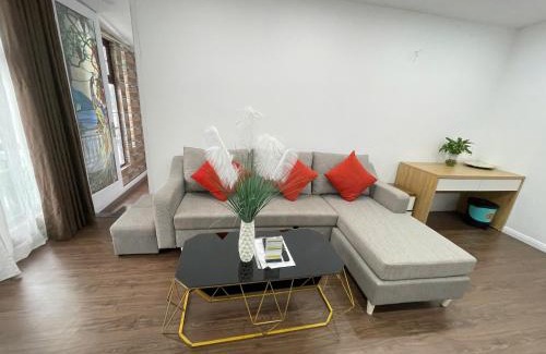 Cong Vi Apartment | Sumitomo 2 No 48 lane 12 Dao Tan street